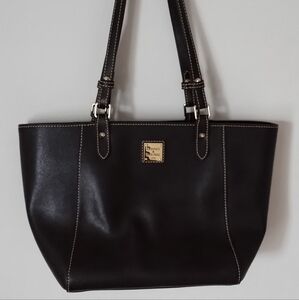Dooney Bourke Maxine Medium Dark Brown Shoulder Bag. New without Tag